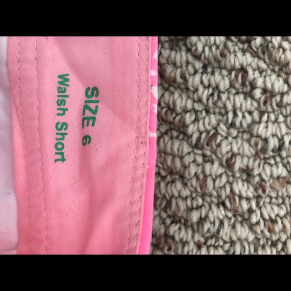 Lilly Pulitzer hot pink shorts - Picture 4 of 4